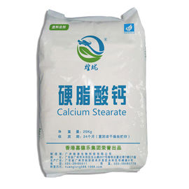 O branco dos aditivos de processamento do polímero do estearato de cálcio pulveriza CAS 1592-23-0